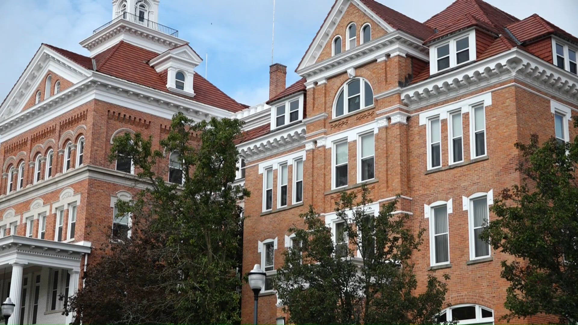 Market Leader Example Economic leaders see opportunity as former Siena Heights campus hits ...