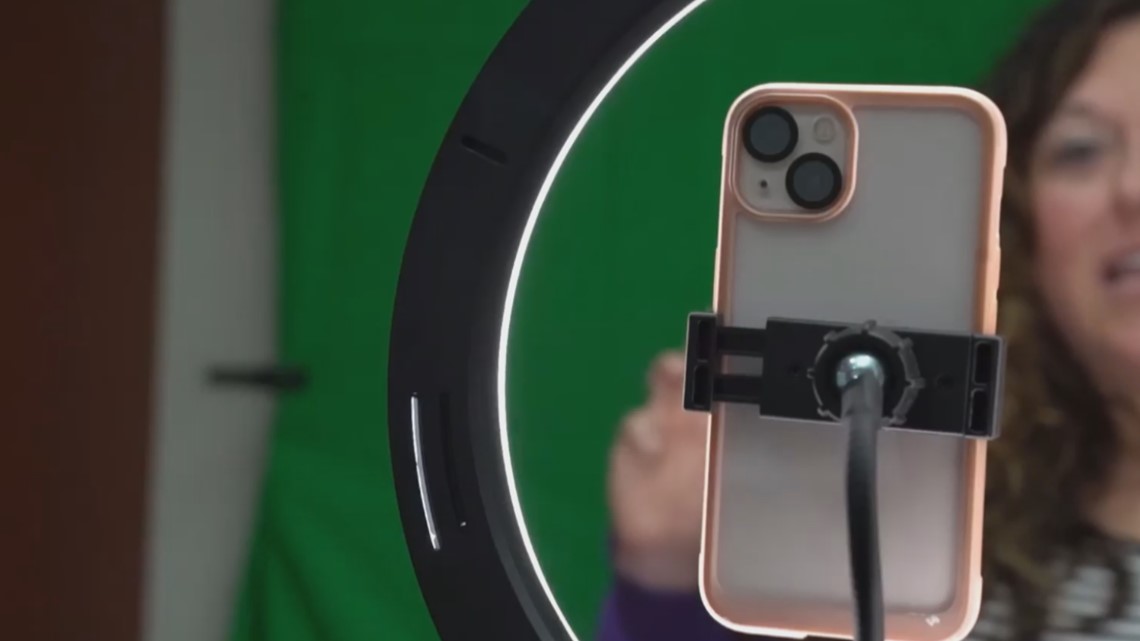 Become a media influencer through Community College program - Vimarsana News