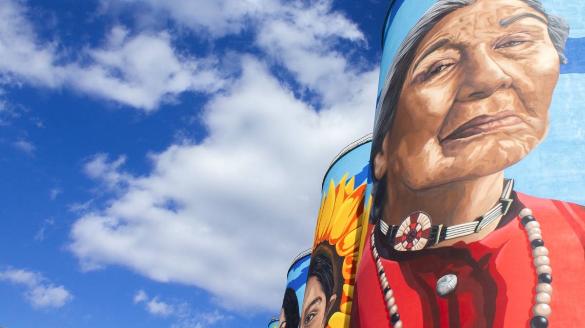 Big mural has official introduction - Vimarsana News