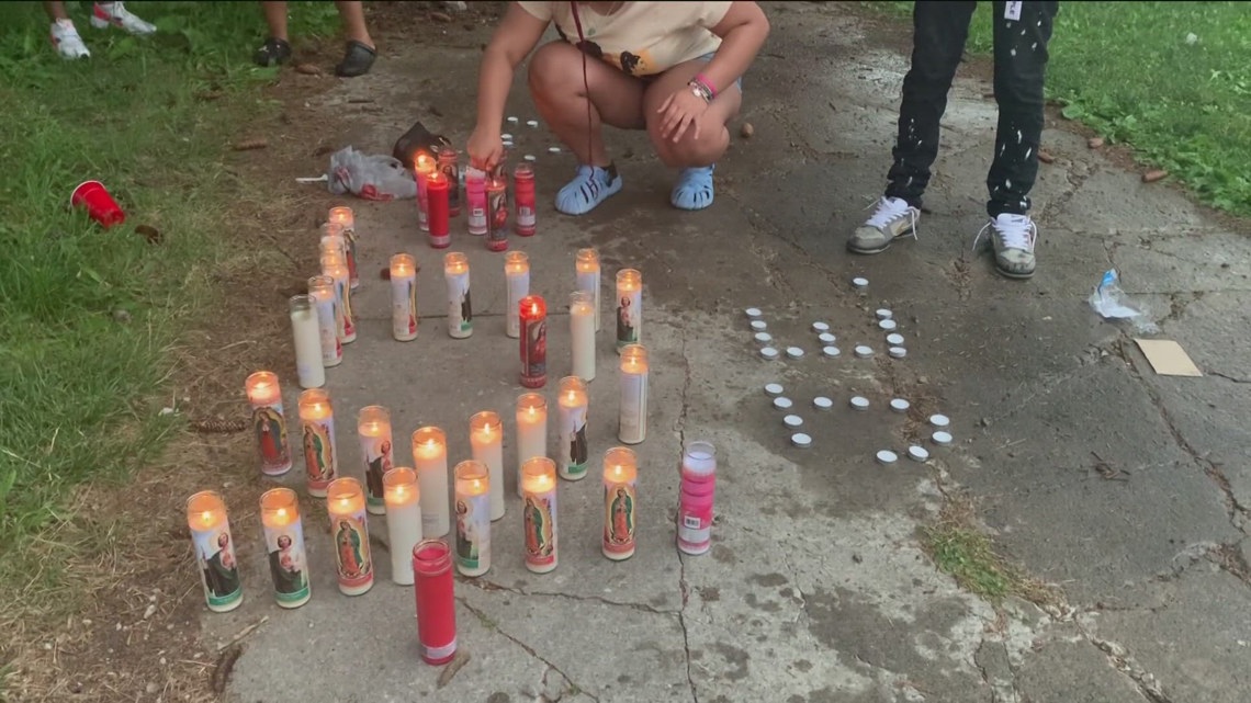 Loved ones honor Toledo homicide victim at vigil night after shooting ...