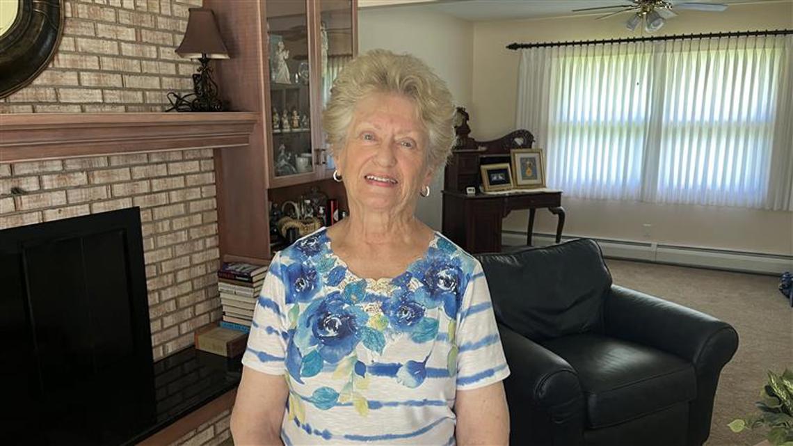 Port Clinton council member vows to buzz her hair if fireworks donation goal is reached - Vimarsana News