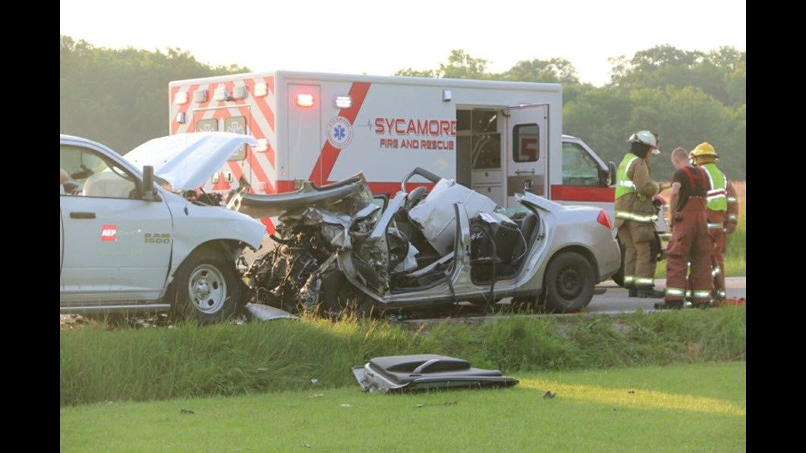 17yearold dead after early morning crash