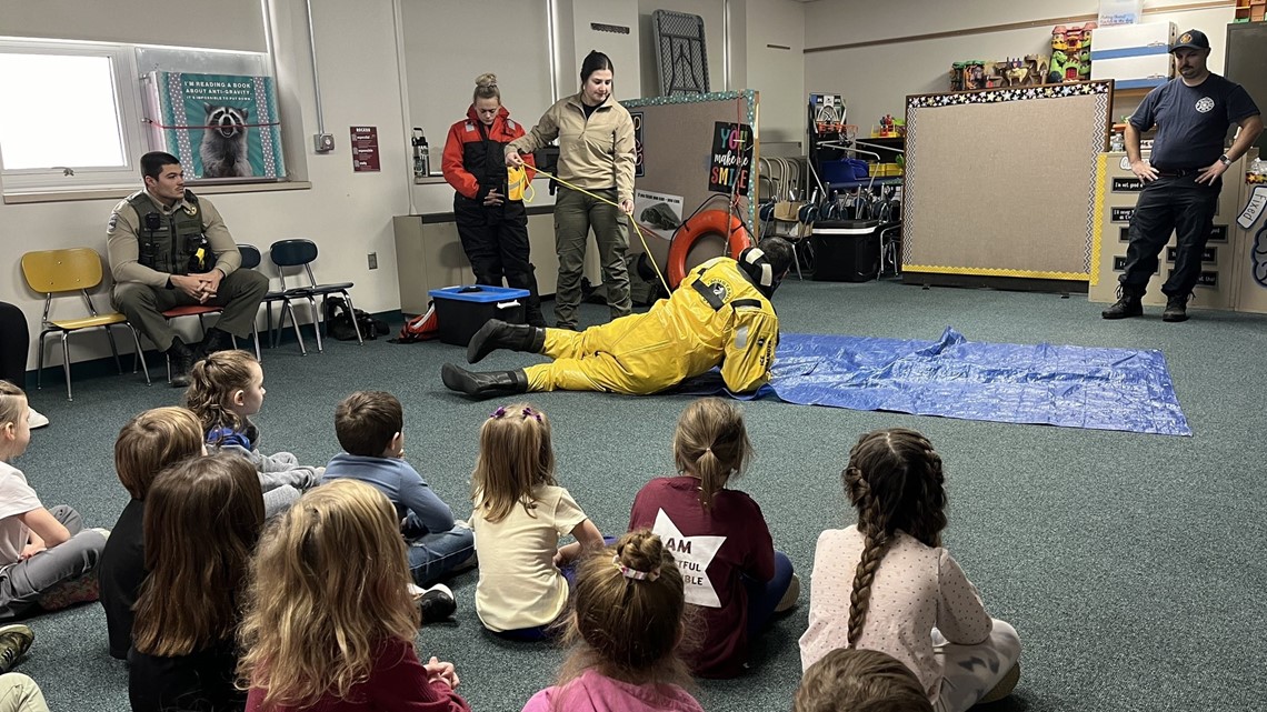 Jerusalem Elementary students learn ice safety - Vimarsana News