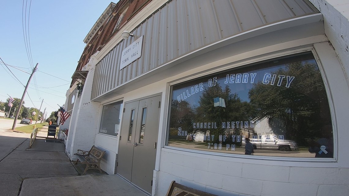 Call 11 for Action Jerry City neighbors pleading for blighted yards to