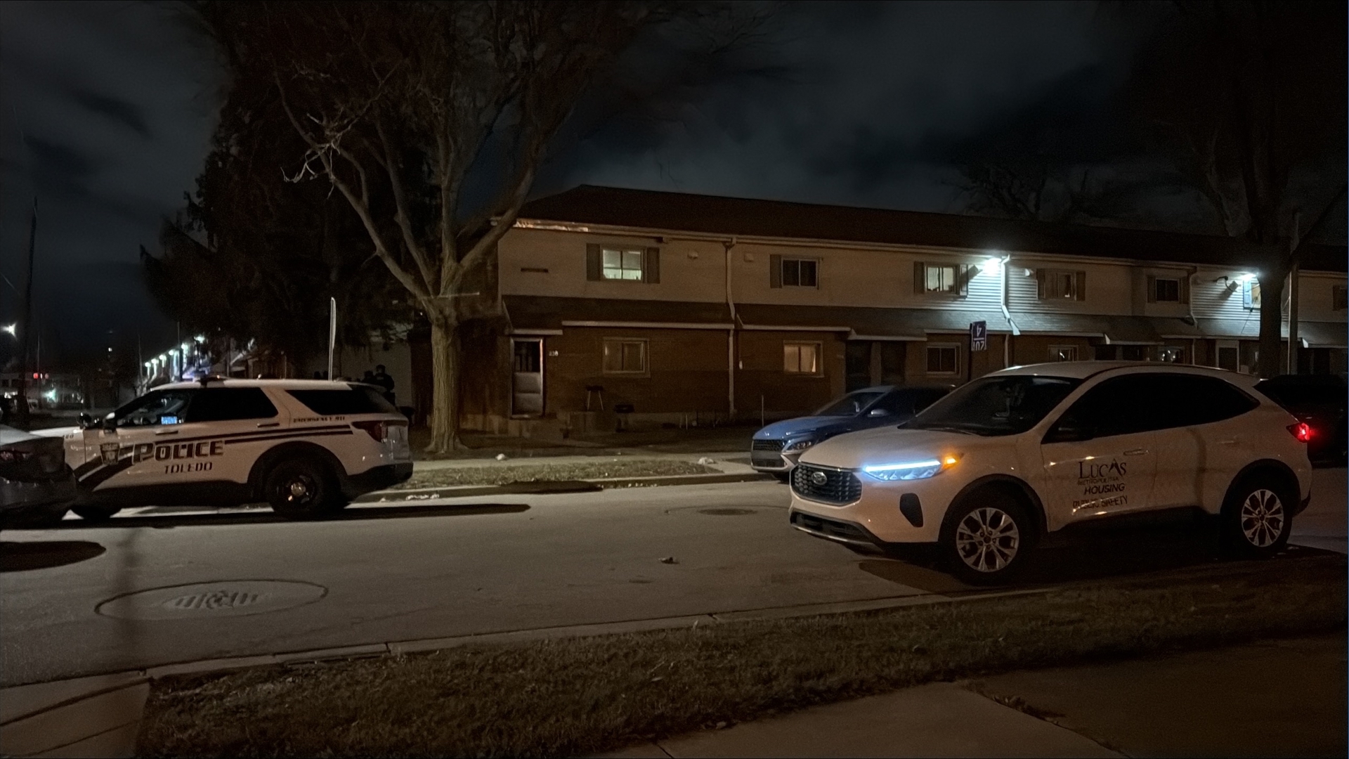 Police detain juvenile, two adults after shooting in central Toledo ...