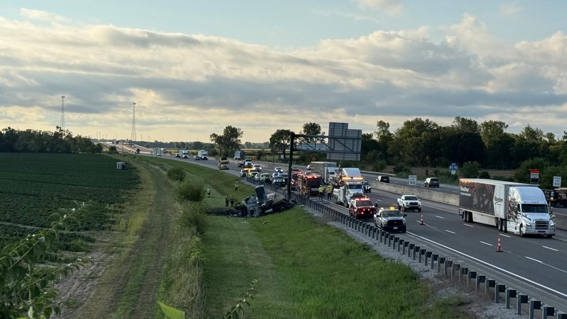 4 killed in two-vehicle crash on Ohio Turnpike in Sandusky County