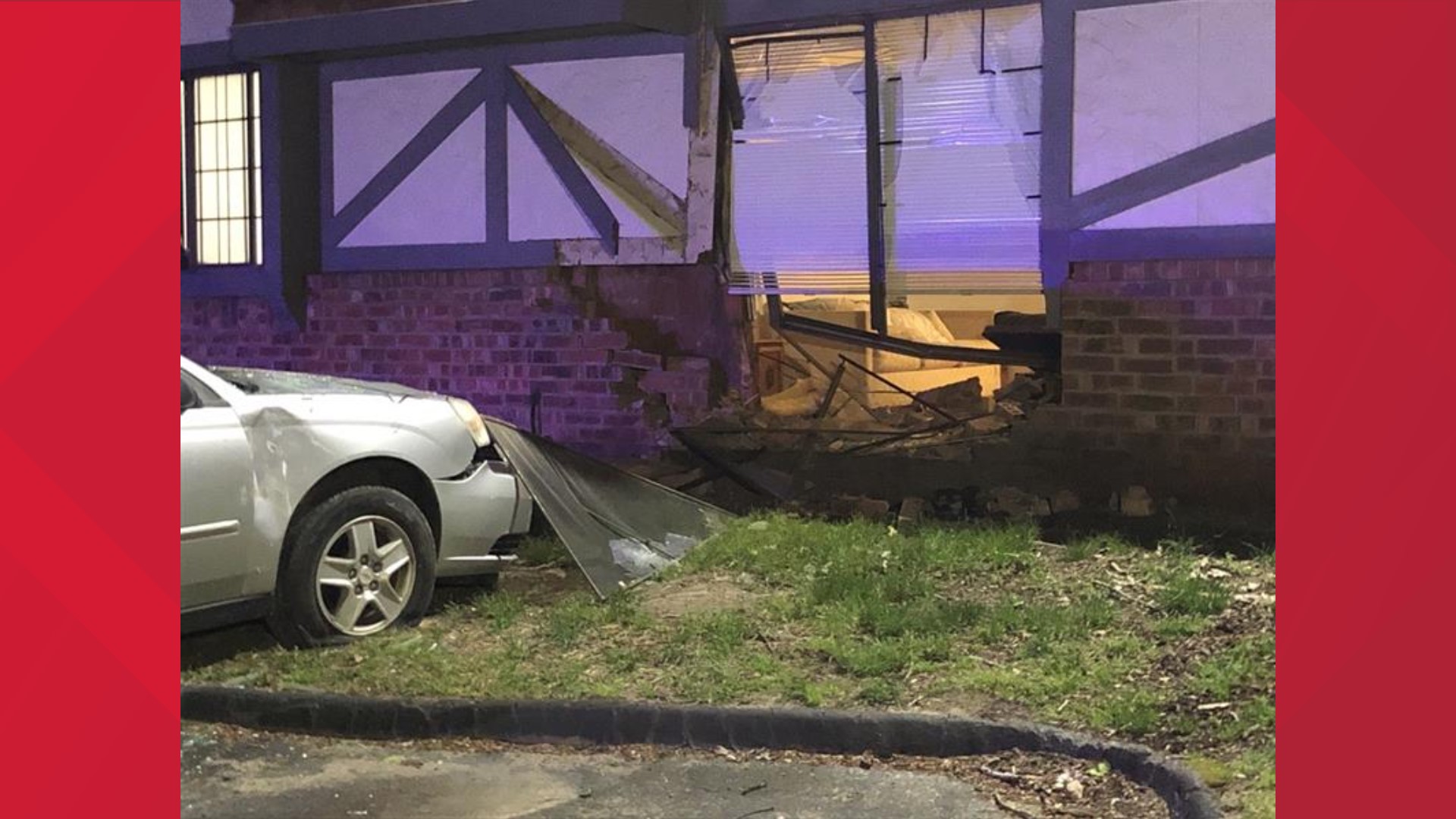 Driver Smashes Into South Toledo Apartment Unit | WTOL 11 | Wtol.com