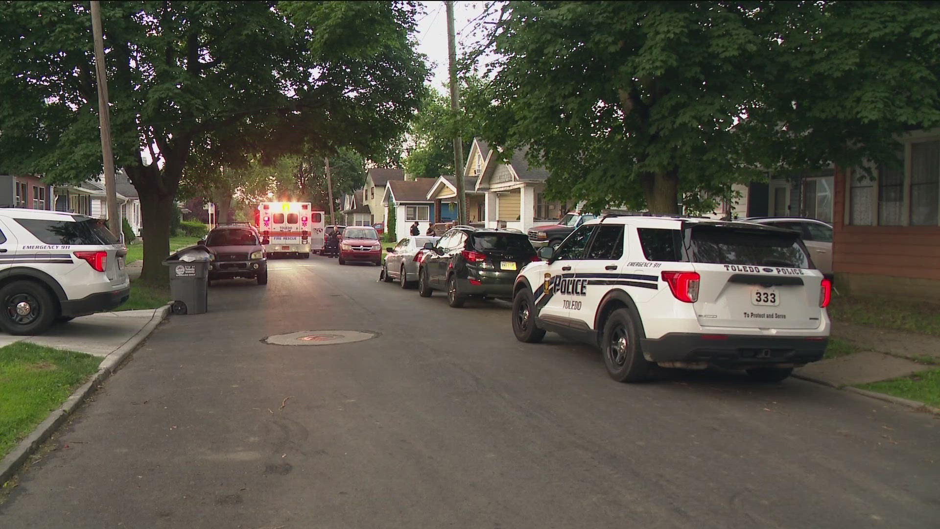 Man arrested for allegedly stabbing two people in east Toledo | wtol.com