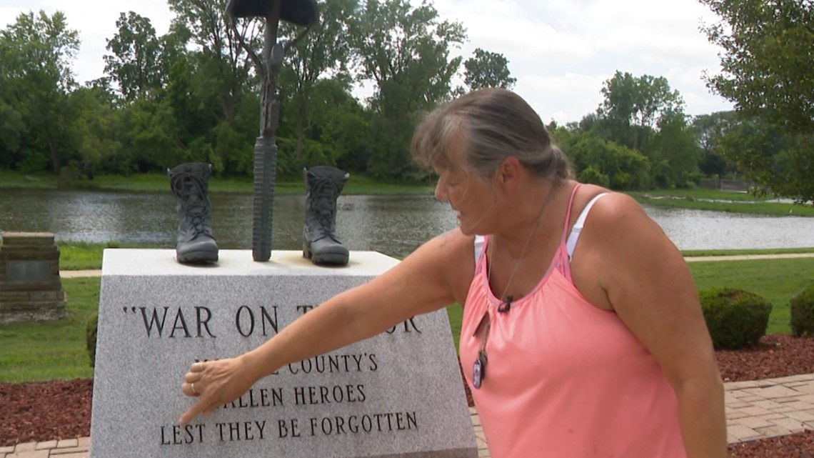 Monroe mom maintaining memorial but needs help - Vimarsana News