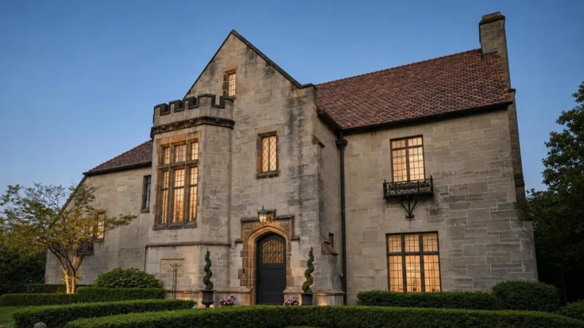 $1.18M Maumee estate listed for sale