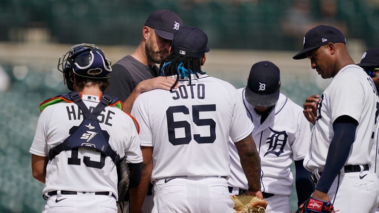 Rays score all 7 runs in 9th inning, Tigers get none
