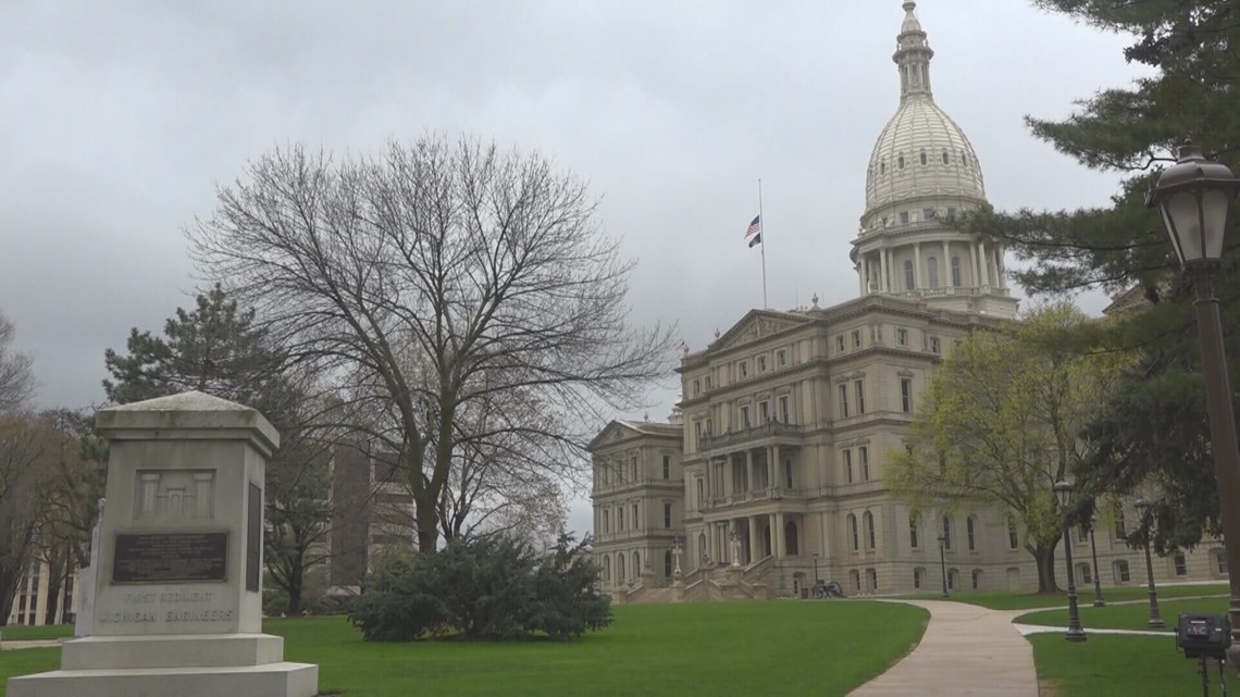 What is Michigan's minimum wage in 2023? - Vimarsana News